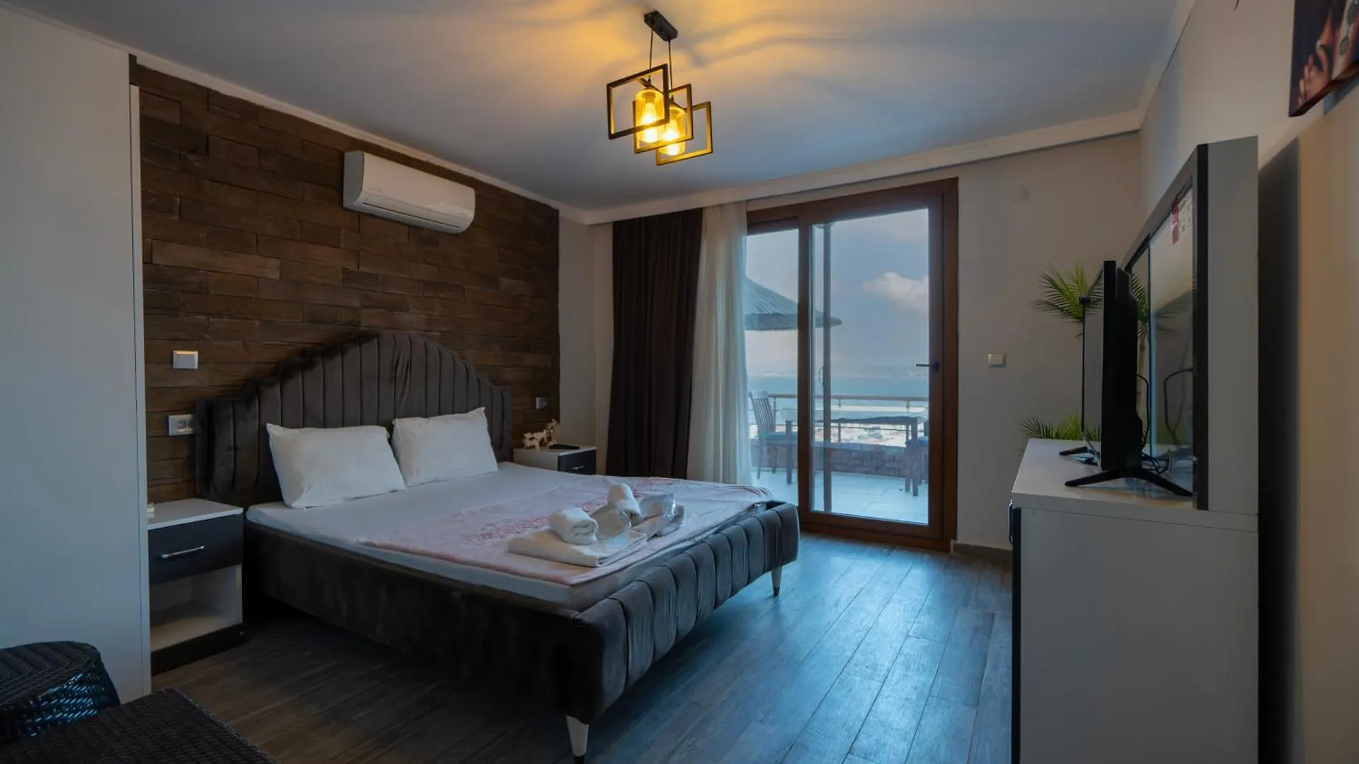 Stone House Butik Otel İzmir 0*,  Turecko
