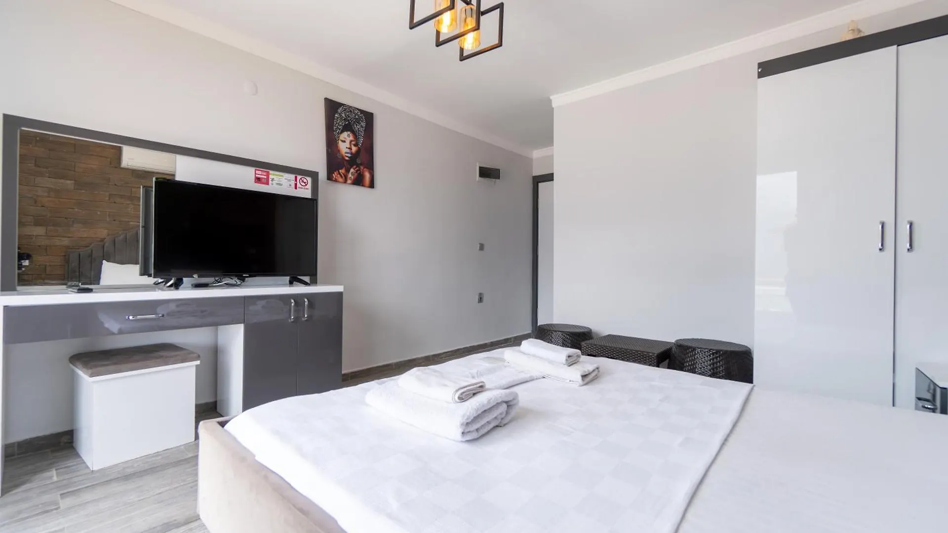 Stone House Butik Otel İzmir