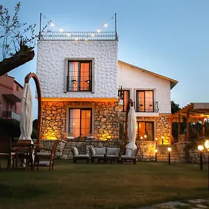 Otel Huzurla, İzmir
