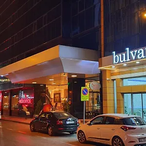 Hotel Bulvar, İzmir