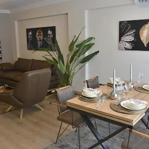 Apartment Sea View, Your In The Center Of Alsancak, Izmir