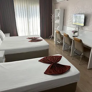 Otel Ulusoy, İzmir